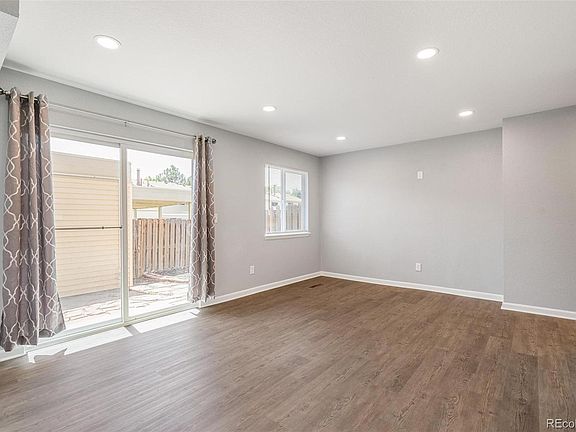 5th image of 1286 S Troy Street