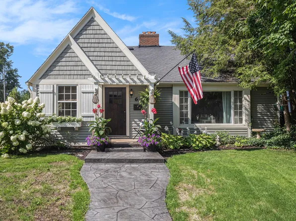61 W Central Ave, Zeeland, MI 49464