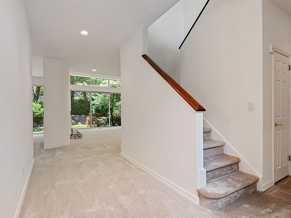 25 Indian Hill Road
