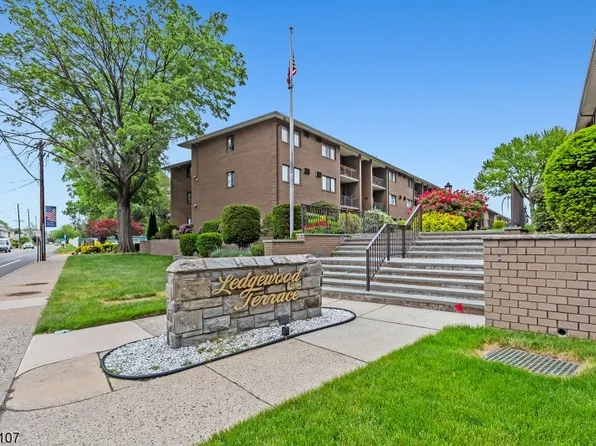462B Liberty St #105, Little Ferry Boro, NJ 07643