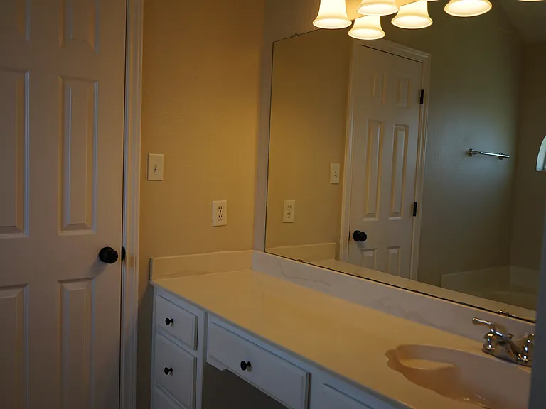 6322 Woolwich Dr — Photo 3