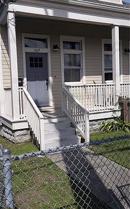 2nd image of 507 S Dupre St