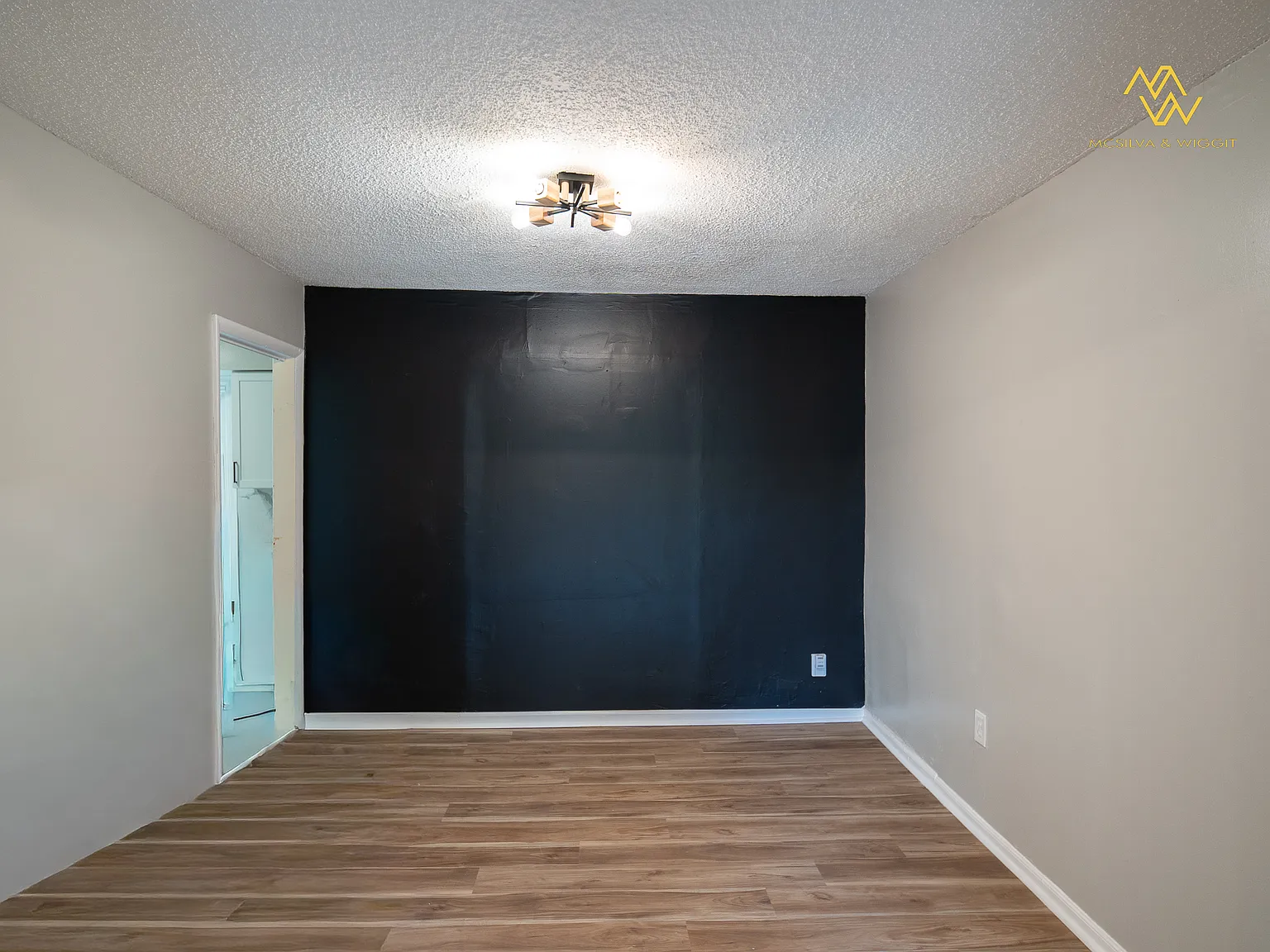 3 bed, 1084 sqft, $1,700 — Photo 3
