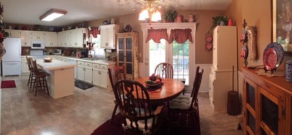 Eat-in Kitchen  11'3" x 24'5