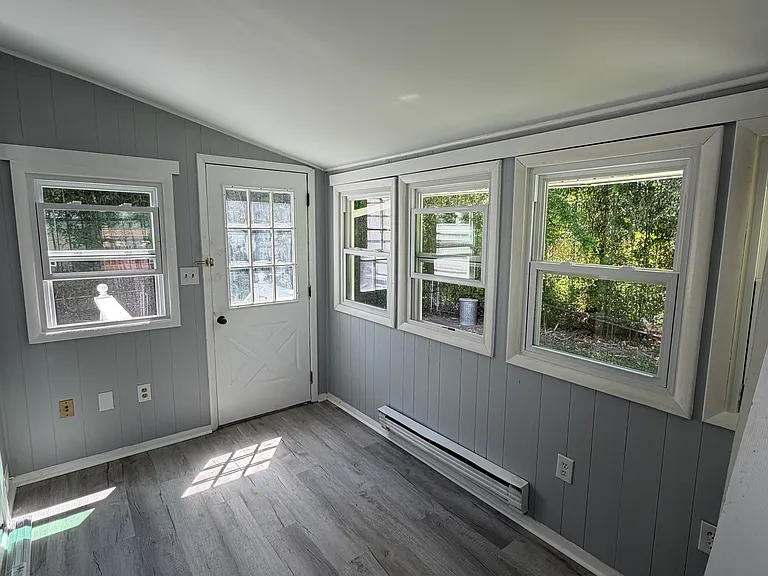 9034 Rhode Island Ave — Photo 4