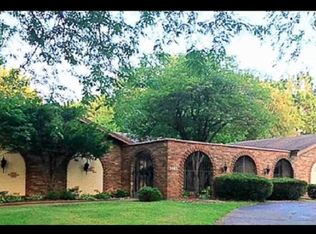 5085 Coach Lite Trl, Loves Park, IL 61111