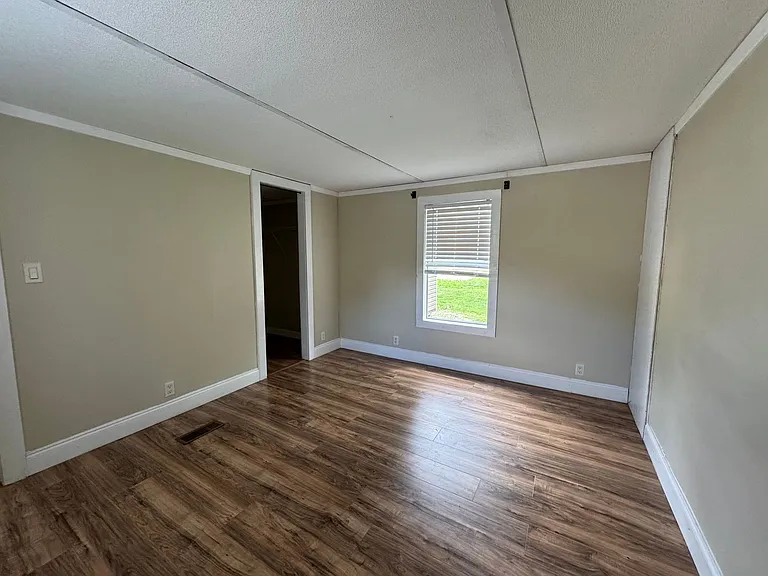 154 NW Alpata Ct — Photo 12