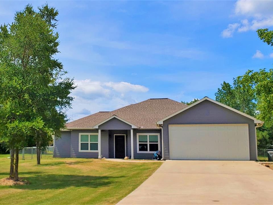 1st image of 5 Cozy Cove Ln