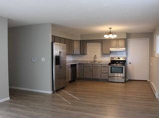 1061 Terrace Dr, Onalaska, WI 54650