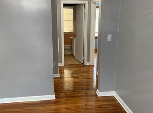 5353 N 52nd St, Milwaukee, WI 53218