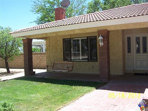 2nd image of 1506 W Avenue L8