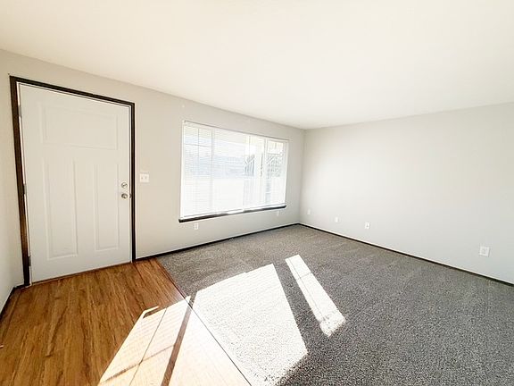 4th image of 2508-2512 Crystal Springs Rd W #17668080