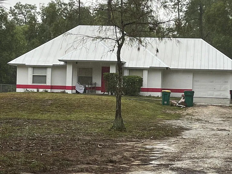 331 Everglades Blvd S — Photo 1