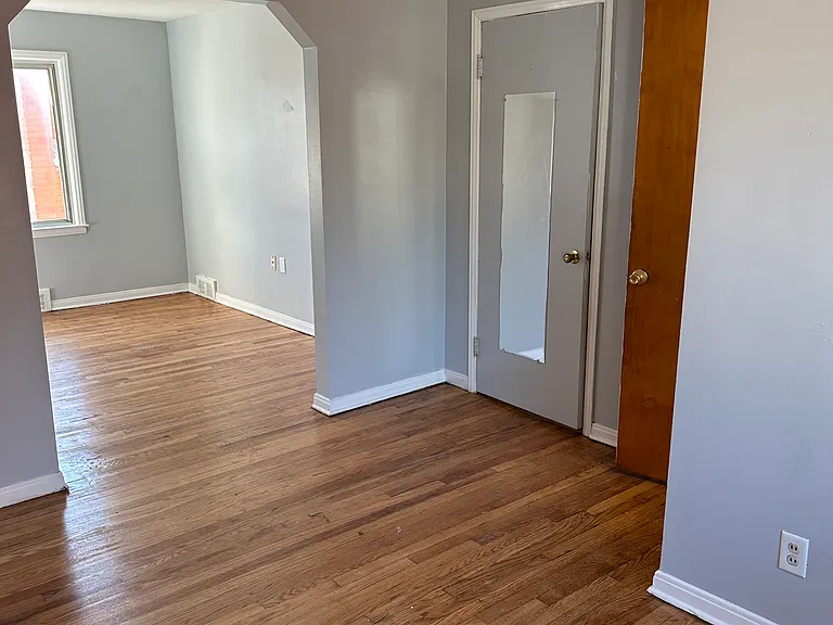 Upstairs Bedroom Suite
