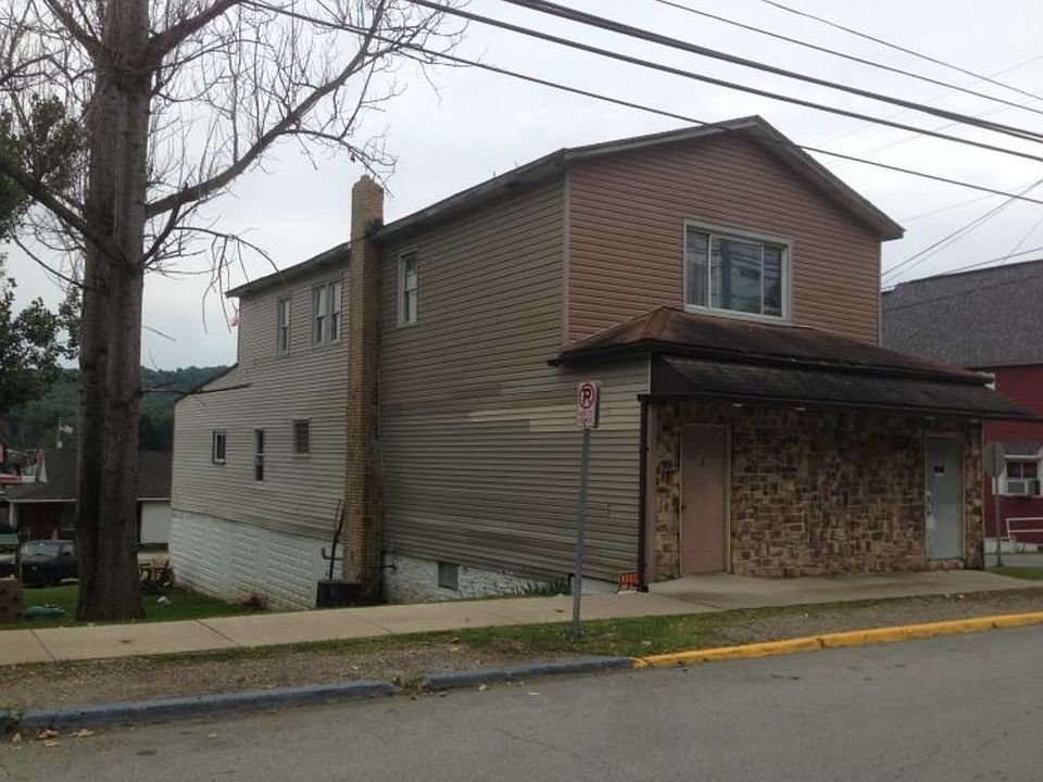 2nd image of 100 W Main St