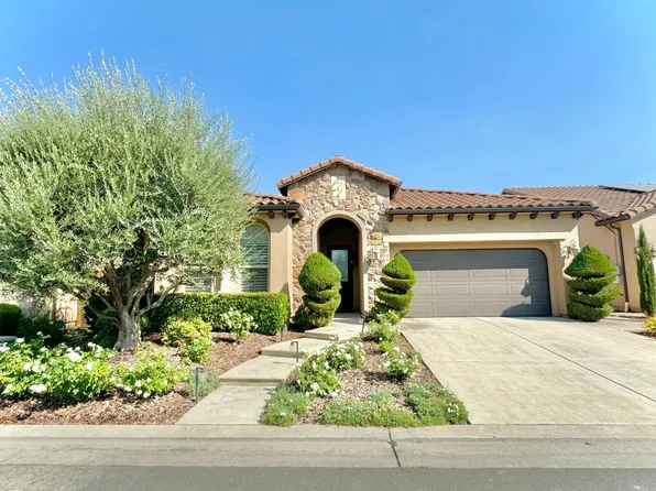 11333 N Via Verona Way, Fresno, CA 93730