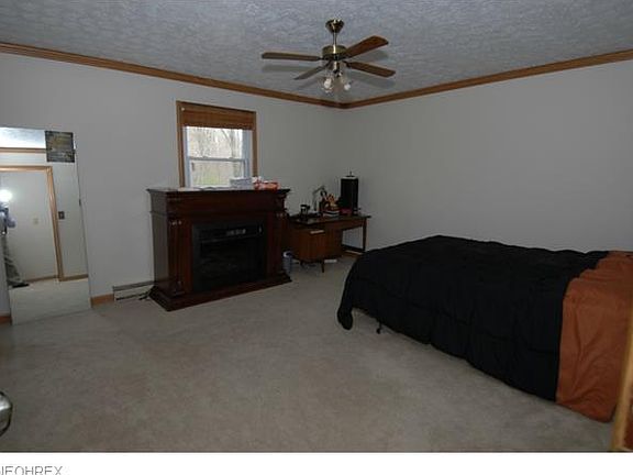 5th image of 145 Treehouse Ln