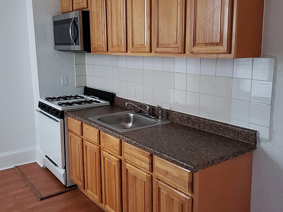 2nd image of 94 E Ashmead St