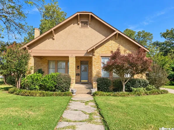 210 E Choctaw St, Dumas, AR 71639