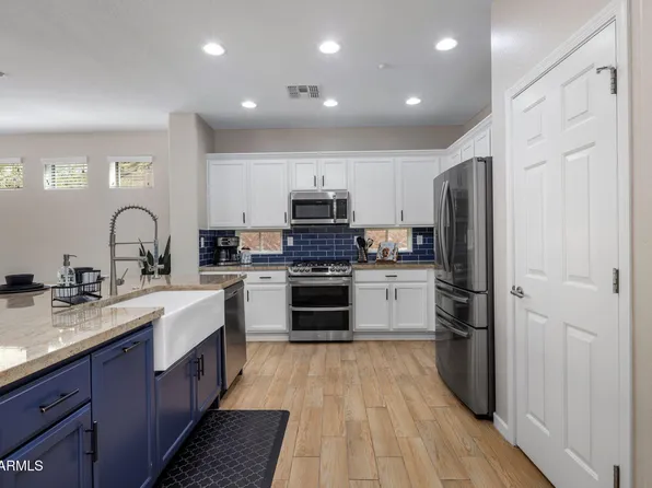2544 W PUMPKIN RIDGE Drive, Anthem, AZ 85086