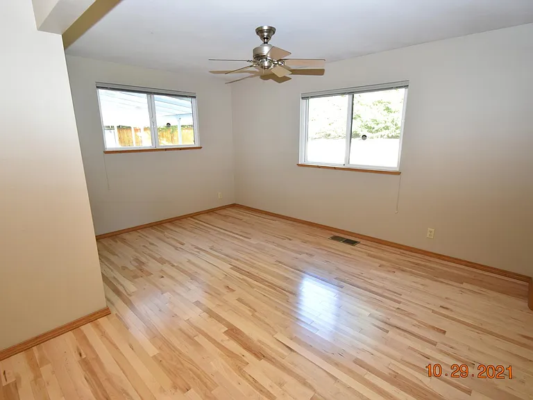 16920 NE 100th St — Photo 11
