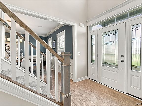 4th image of 5368 Marguerites Way