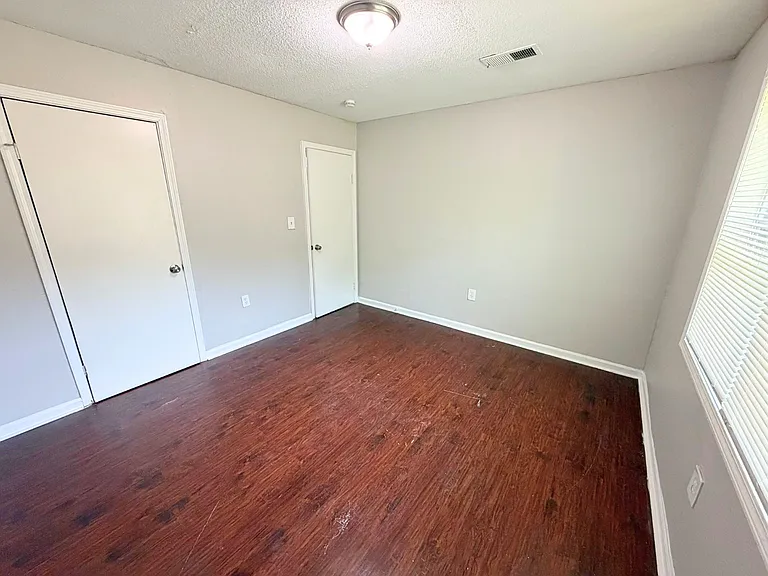 1111 Canary Ln — Photo 8