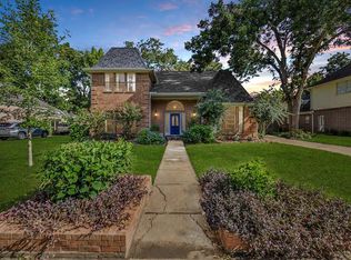 1206 Pioneer Dr, Richmond, TX 77406