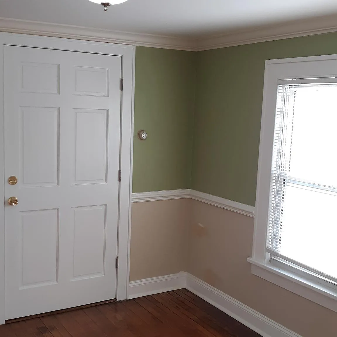 3 bed, 1335 sqft, $2,350 — Photo 2