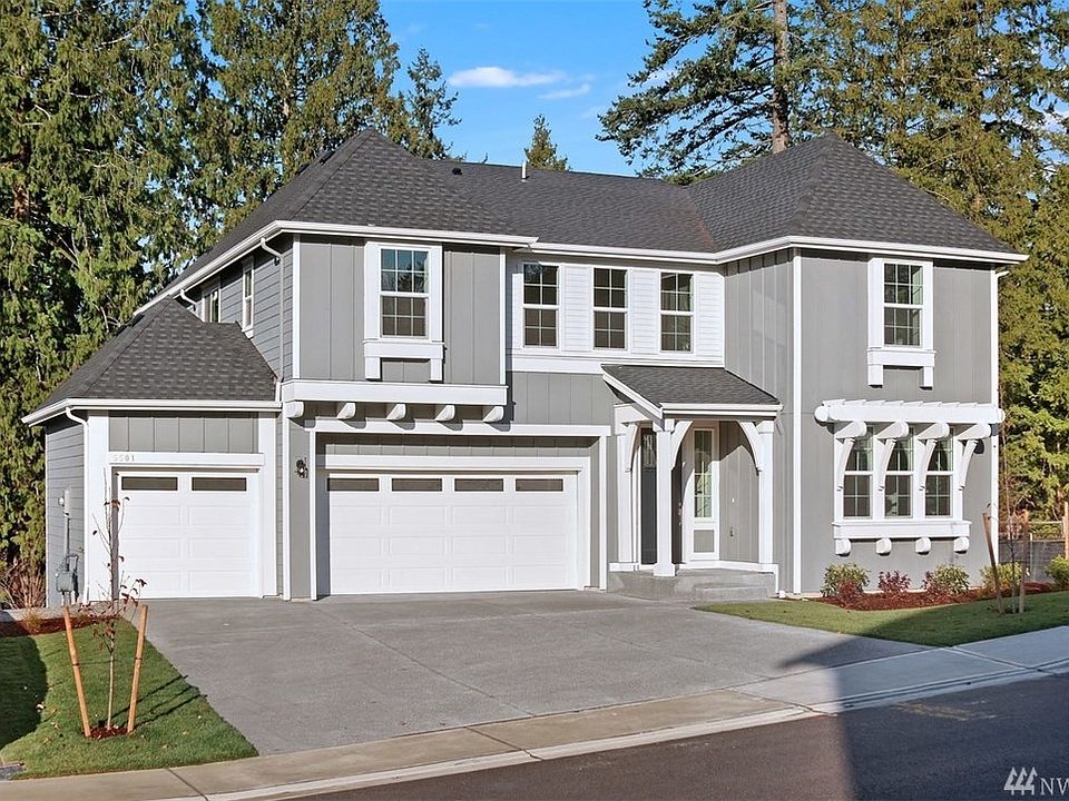 The Georgia with daylight basement features 6 bedrooms, 3.75 baths, a main floor bedroom, upstairs loft, spacious recreation room on the lower level with endless possibilities. 3-Car Garage