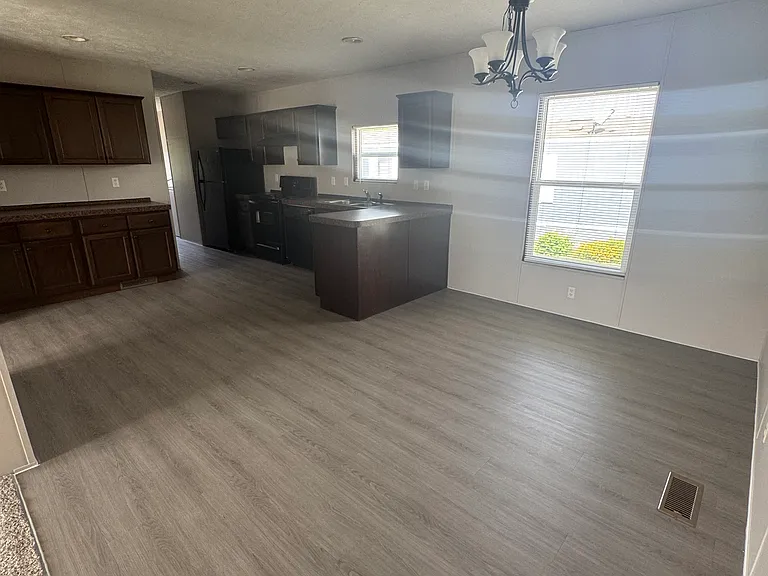 Summit Ridge — Photo 14