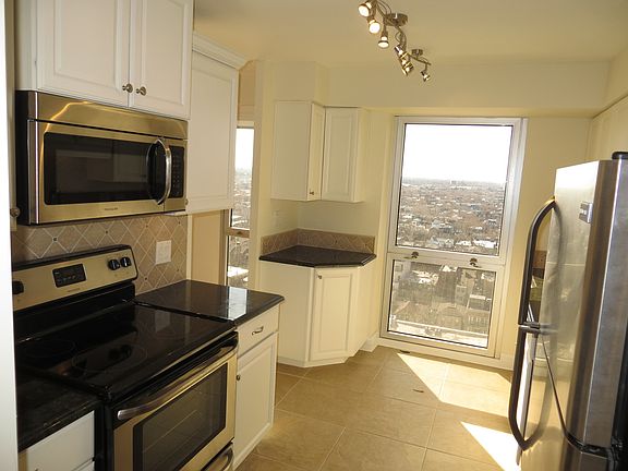 2nd image of 1960 N Lincoln Park W APT 1904