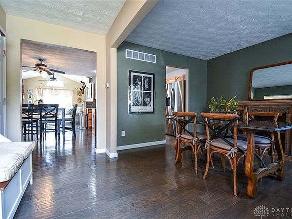 4th image of 2181 Parkwyn Dr