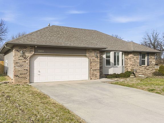 2nd image of 3935 W Wayland Street