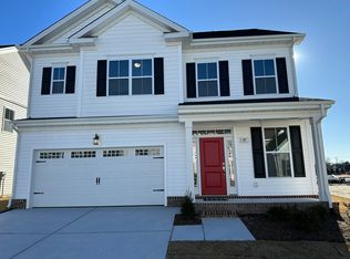 907 Cooper Ln, Chesapeake, VA 23320