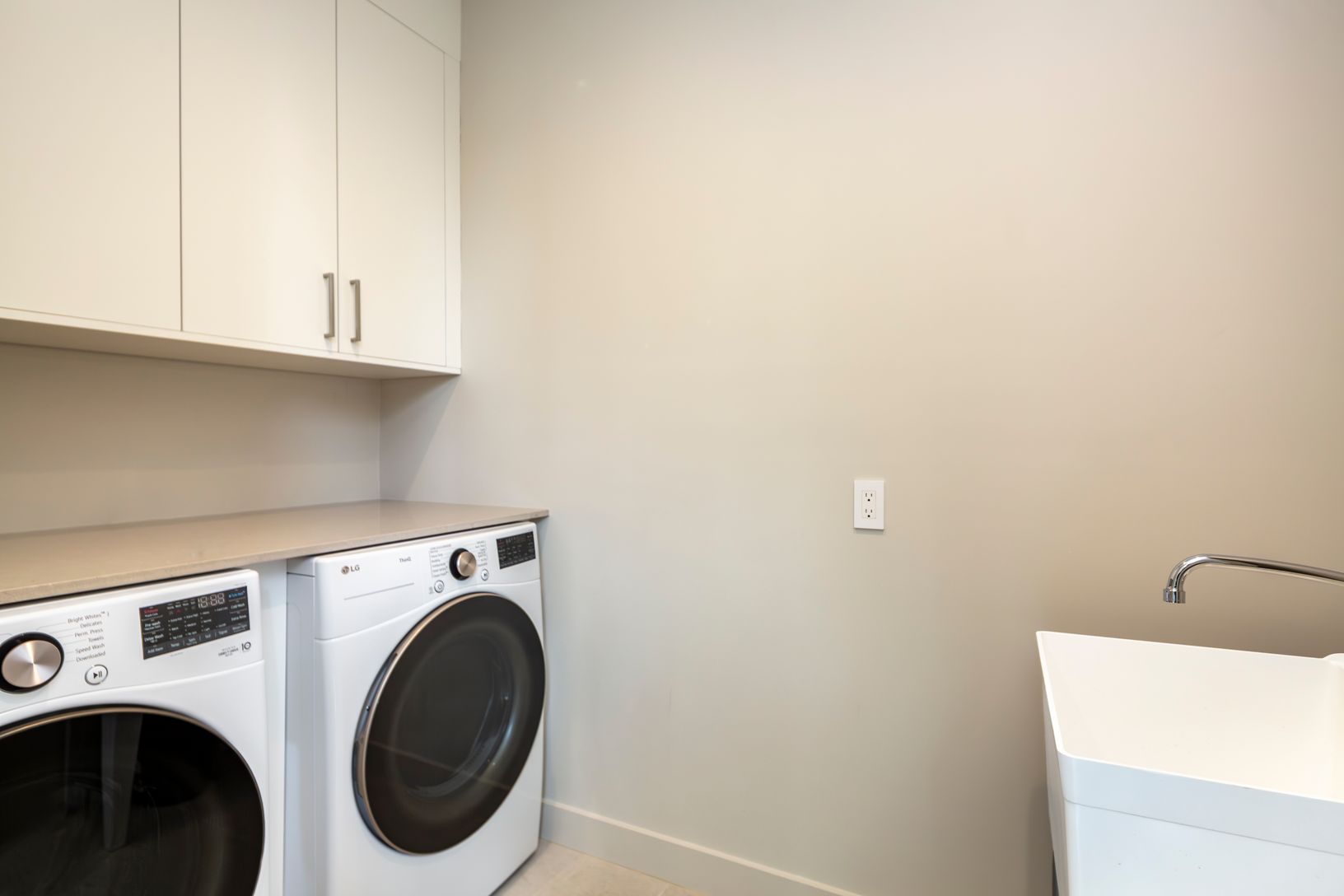  Main Floor Laundry