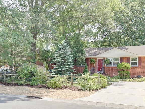 Landscaped beautifully!