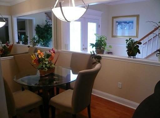 3rd image of 1111 S Pine Lake Dr