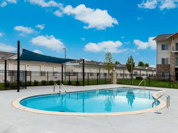 Liberty Gardens Apartments, 13400 W 13th St N, Wichita, KS 67235