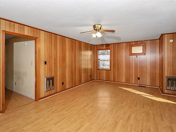 4th image of 151 Bramblewood Dr