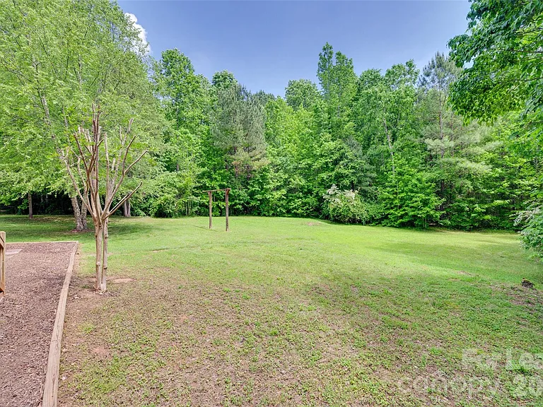 646 Harper Davis Rd — Photo 30