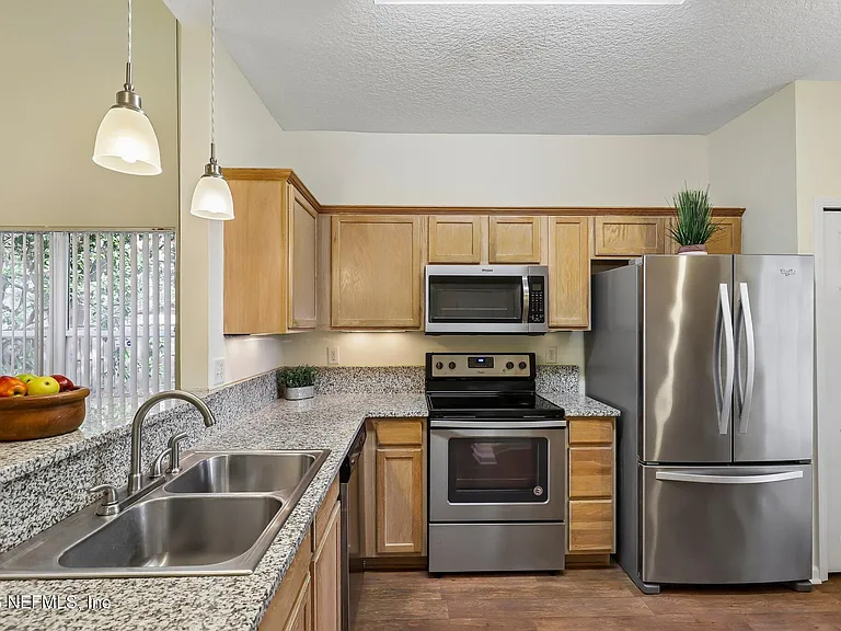 2426 Old Pine Trl — Photo 15