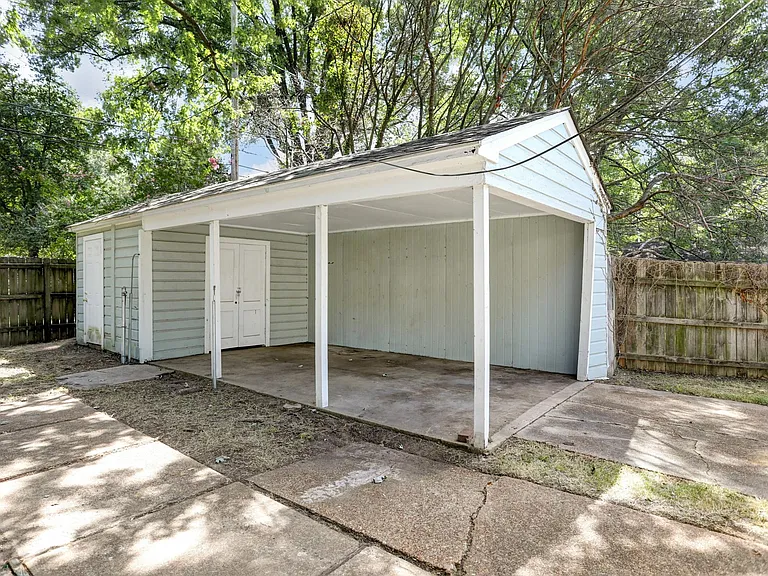 1118 S Perkins Rd — Photo 18