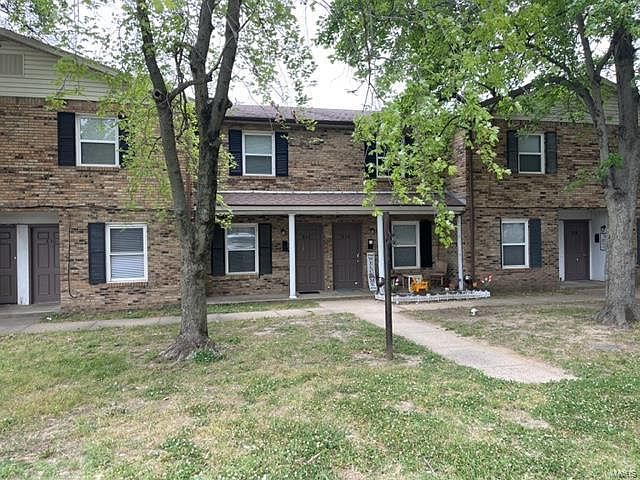 2nd image of 828 Tanner Anderson St