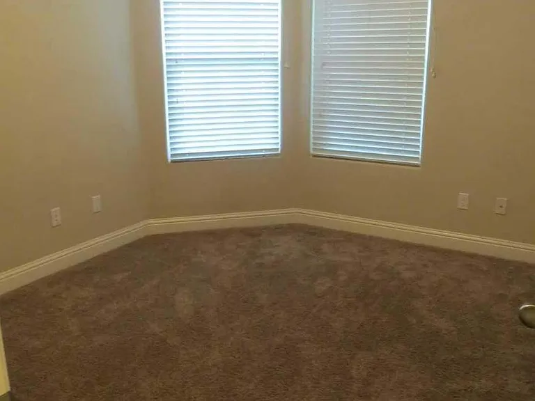 5367 N Madelyn Ave — Photo 12