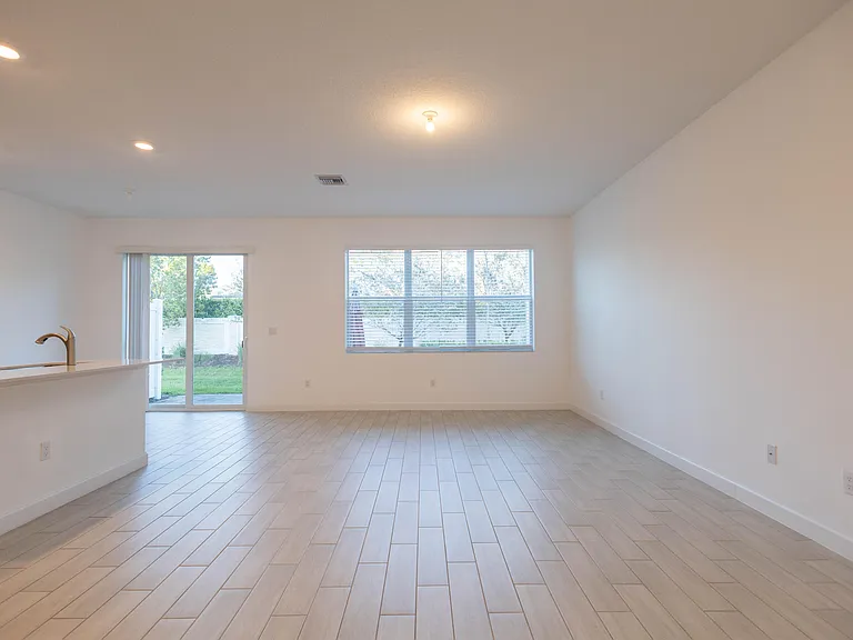 4985 Navali Dr — Photo 3