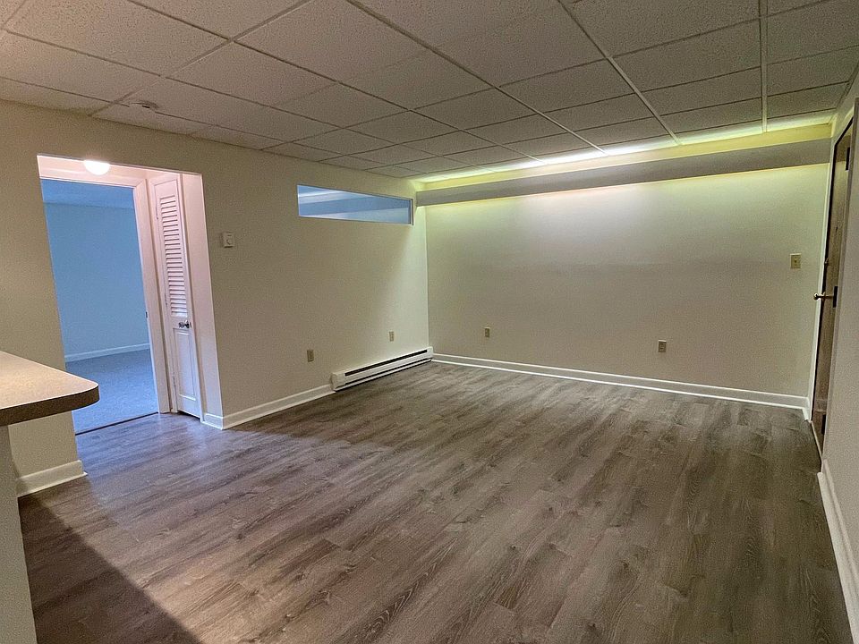 1st image of 106 Broad St APT 14