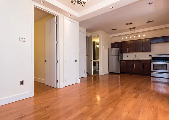 Rented by Nooklyn NYC LLC | media 28