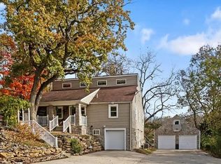 5825 Noland Rd, Kansas City, MO 64133