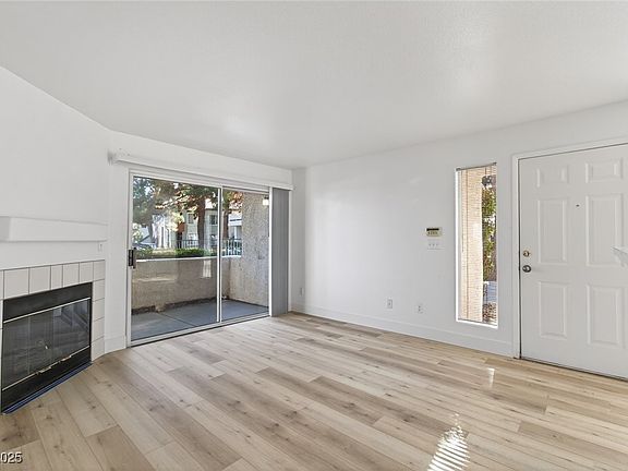 4th image of 3141 Key Largo Dr Unit 104
